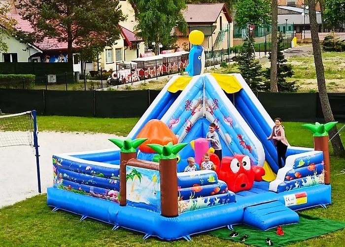 Plaza Ośrodek wypoczynkowy *